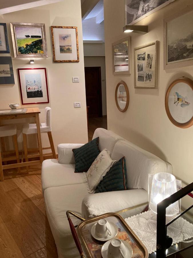 Fioreconero Bed & Breakfast Montacuto